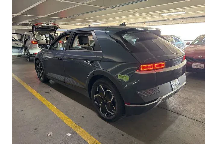 $23995 : Hyundai IONIQ 5 2023 SEL 4dr image 4