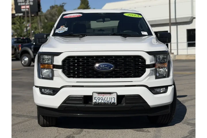 $37995 : Ford F-150 2023 4x2 XL 4dr S image 2