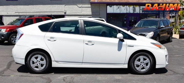 $7997 : 2010 Prius II image 5