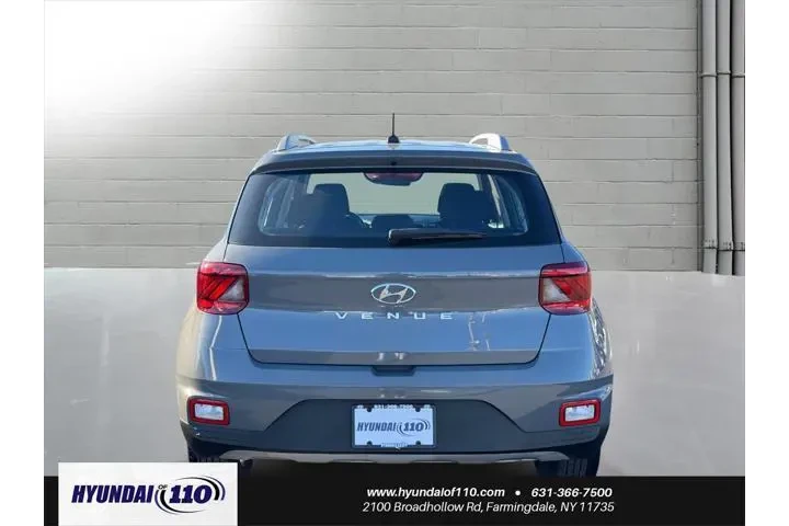 $15995 : Hyundai VENUE 2023 SEL 4dr C image 8