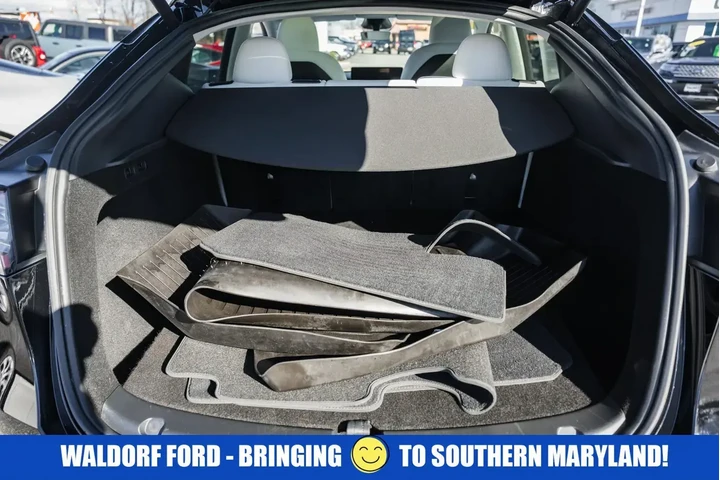 $39995 : Tesla Model Y 2025 AWD Long image 10