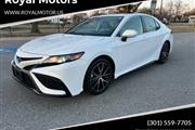 2021 Camry Hybrid SE en Baltimore