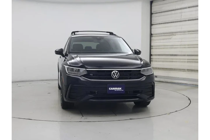 $27998 : Volkswagen Tiguan 2023 SE R- image 5