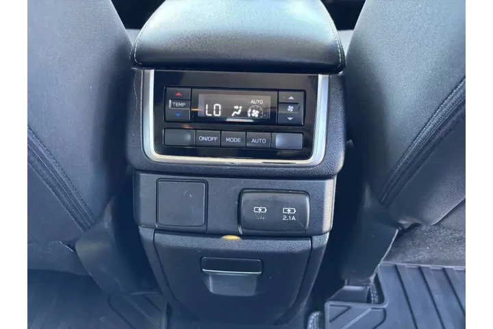 $11988 : 2020 Ascent Premium 7-Passeng image 10