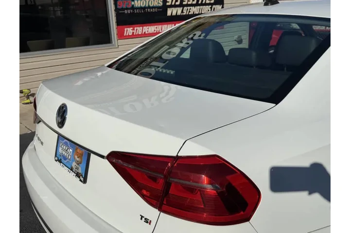 $7699 : 2016 Passat 1.8T SE image 10