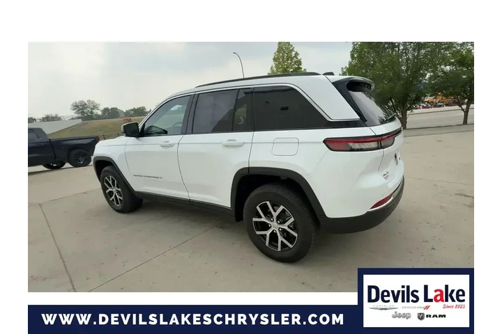 $37852 : Jeep Grand Cherokee 2025 4x4 image 8