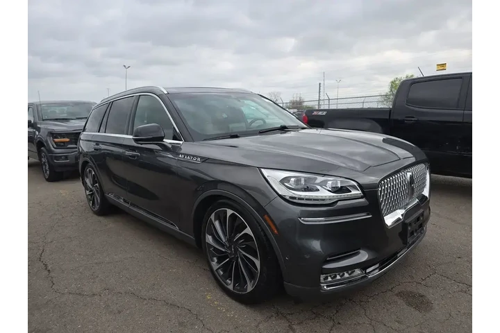$31999 : Lincoln Aviator 2020 AWD Res image 3