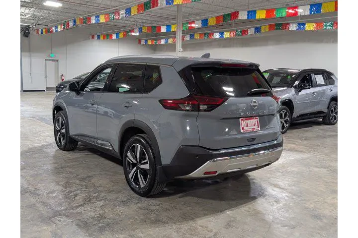 $28344 : Nissan Rogue 2023 Platinum 4 image 5