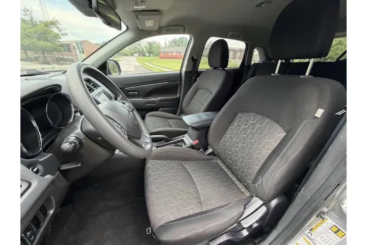 $9999 : 2021 Outlander Sport ES image 10
