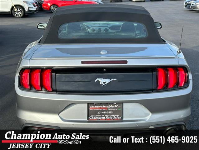 Used 2021 Mustang EcoBoost Pr image 8