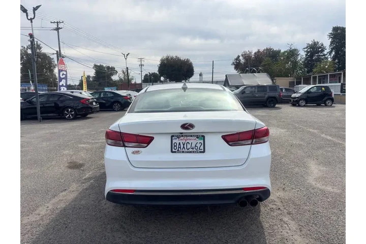 $10999 : 2016 Optima LX image 7