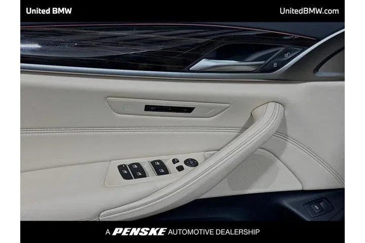 $37995 : BMW 5 Series 2023 530i 4dr S image 3