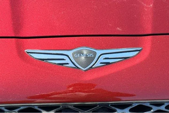 $33428 : Genesis G70 2024 2.5T Standa image 8