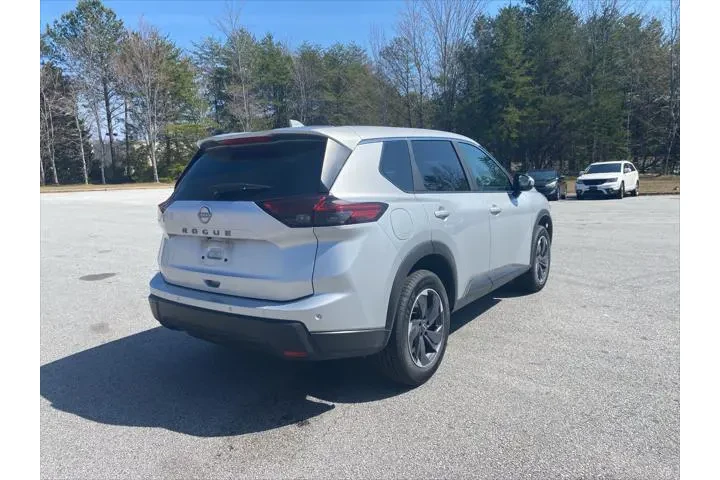 $20920 : Nissan Rogue 2025 SV 4dr Cro image 6