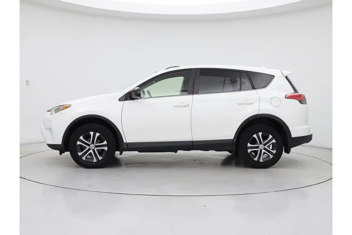 $22998 : Toyota RAV4 2017 LE 4dr SUV image 3
