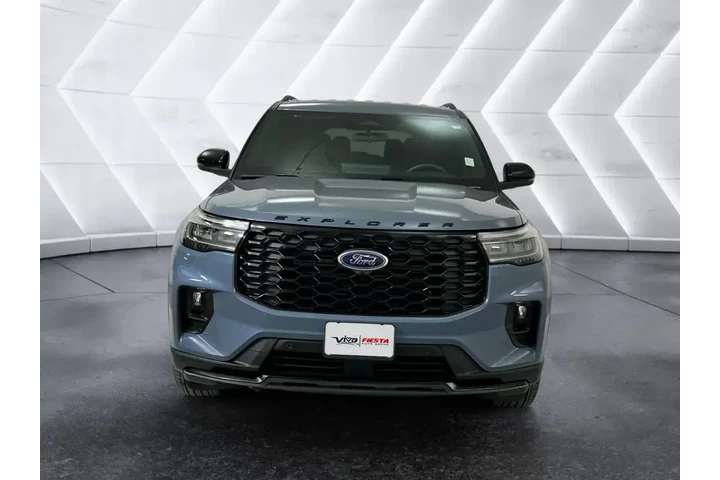 $39681 : Ford Explorer 2025 AWD ST-Li image 2