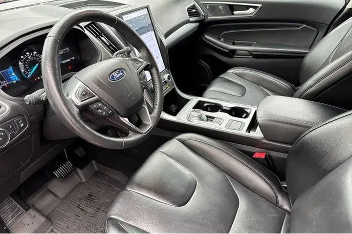 $24641 : Ford Edge 2022 AWD Titanium image 10