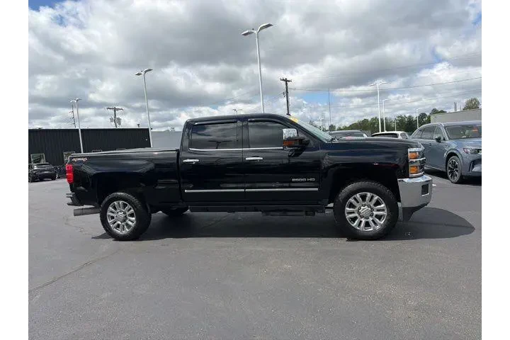 $37980 : Chevrolet Silverado 2500HD 2 image 4