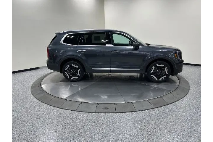 $36398 : Kia Telluride 2023 AWD S 4dr image 5