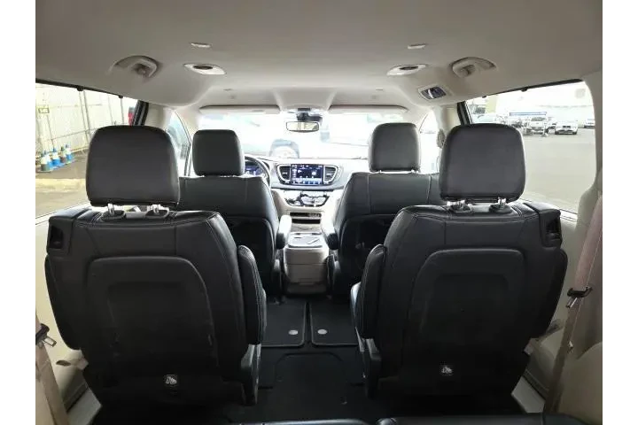 $31995 : Chrysler Pacifica 2021 Touri image 6