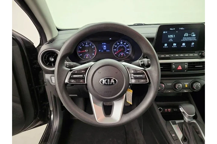 $17998 : Kia Forte 2020 LXS 4dr Sedan image 10