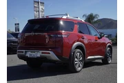 $31074 : Nissan Pathfinder 2024 SL 4d thumbnail