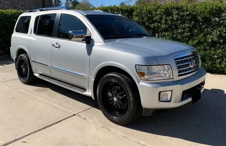 $4500 : 2010 Infiniti QX56 SUV image 2