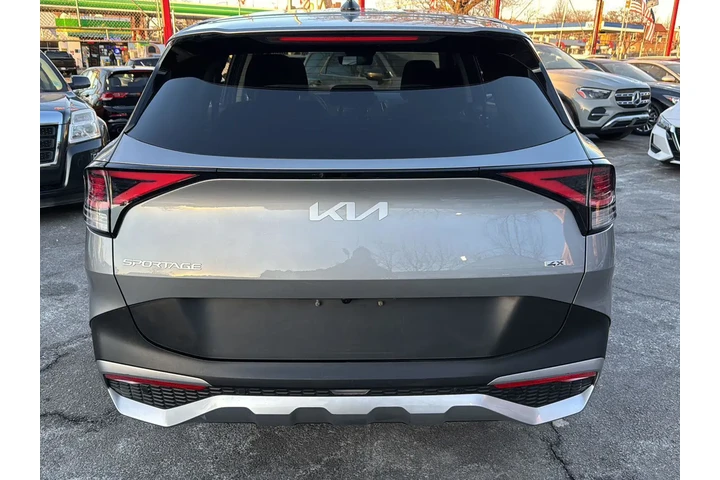 $20990 : Kia Sportage 2023 AWD LX 4dr image 5