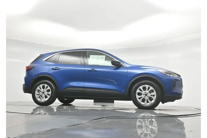 $19900 : Ford Escape 2023 Active 4dr image 4