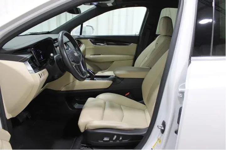 $19982 : Cadillac XT5 2017 Luxury 4dr image 3