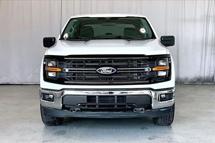 $39991 : Ford F-150 2025 4x4 XLT 4dr image 2