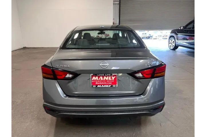 $18438 : Nissan Altima 2024 2.5 SV 4d image 4