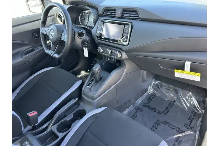 $17750 : Nissan Versa 2025 S 4dr Seda image 8
