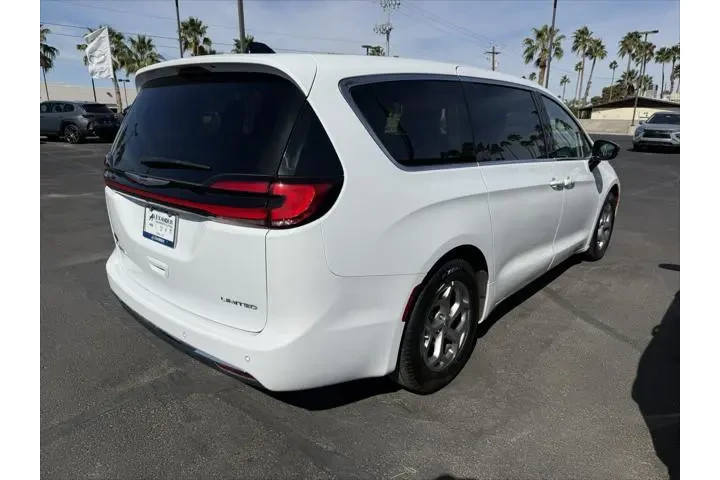 $35999 : Chrysler Pacifica 2024 Limit image 6