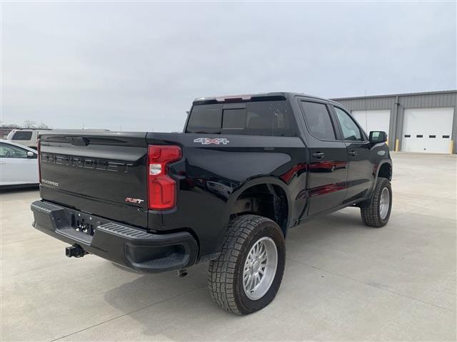 $41650 : 2020 Silverado 1500 RST Truck image 6