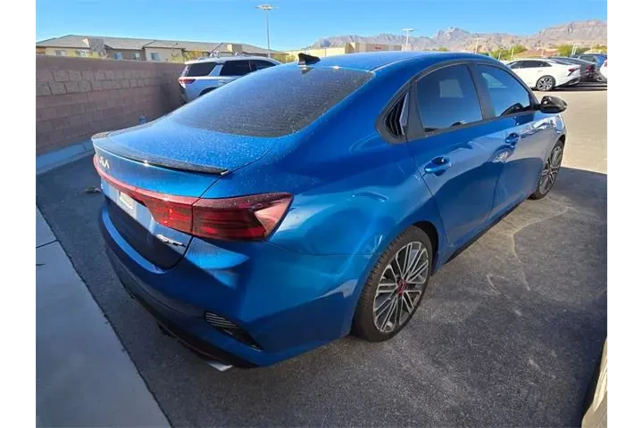 $21588 : Kia Forte 2023 GT 4dr Sedan image 4