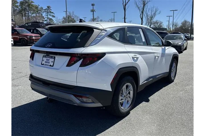 $25664 : Hyundai TUCSON 2025 SE 4dr S image 7