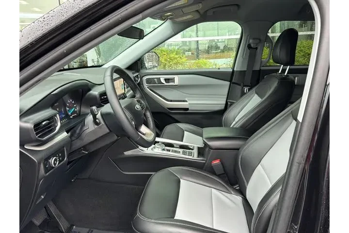 $36950 : Ford Explorer 2024 XLT 4dr S image 8