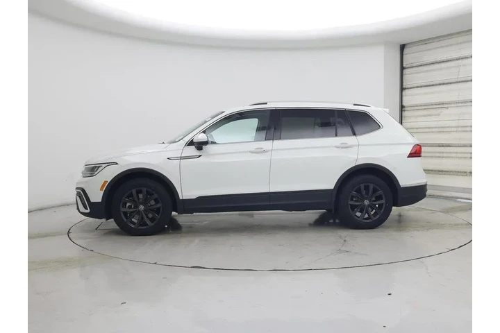 $21998 : Volkswagen Tiguan 2024 SE 4d image 3