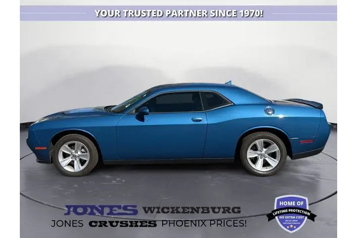 $27681 : Dodge Challenger 2023 SXT 2d image 2