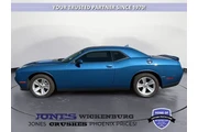 $27681 : Dodge Challenger 2023 SXT 2d thumbnail