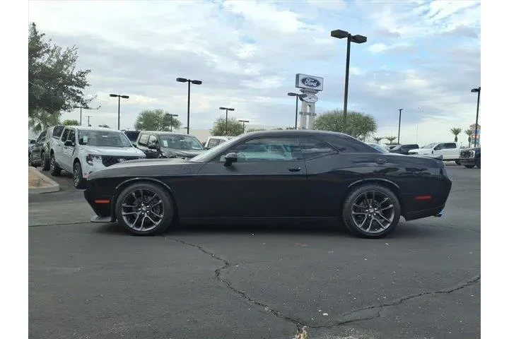 $32991 : Dodge Challenger 2021 R/T 2d image 3
