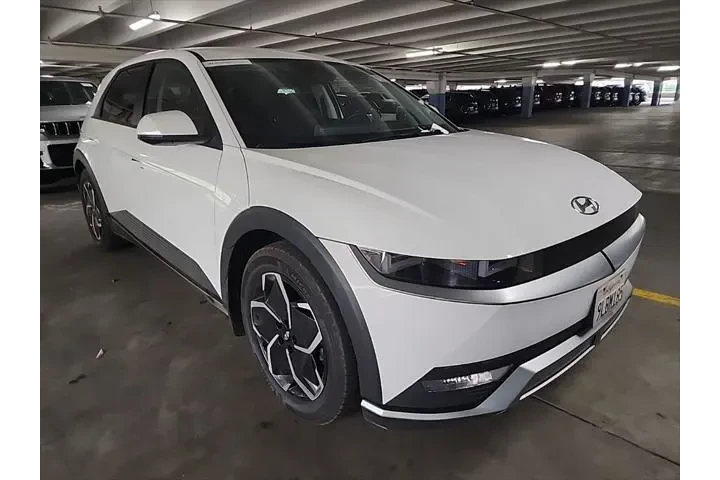 $22995 : Hyundai IONIQ 5 2024 SE Stan image 1