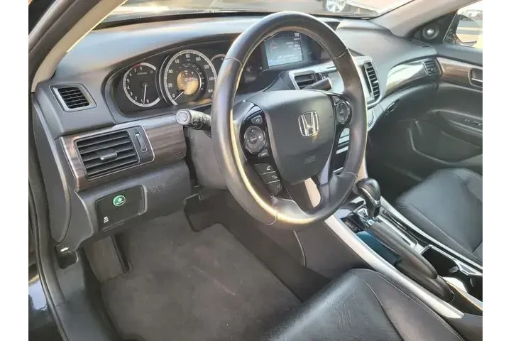 $17197 : Honda Accord 2017 EX-L V6 4d image 9