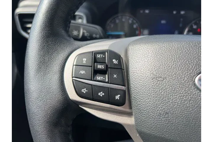 $28315 : Ford Explorer 2022 AWD XLT 4 image 9