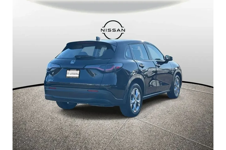 $21995 : Honda HR-V 2024 LX 4dr Cross image 5