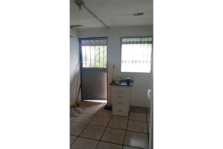 $250 : Alquiler de apartamento image 6