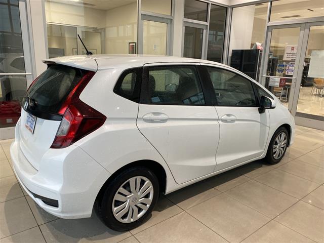 $8991 : PRE-OWNED 2019 HONDA FIT LX image 10