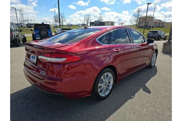 $18900 : Ford Fusion Energi 2019 Tita image 5