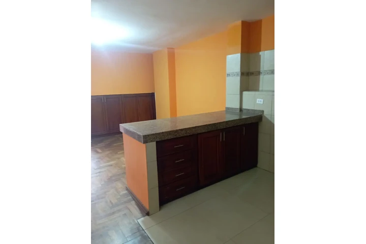 $300 : ArriendoDepartamento Norte Qui image 3